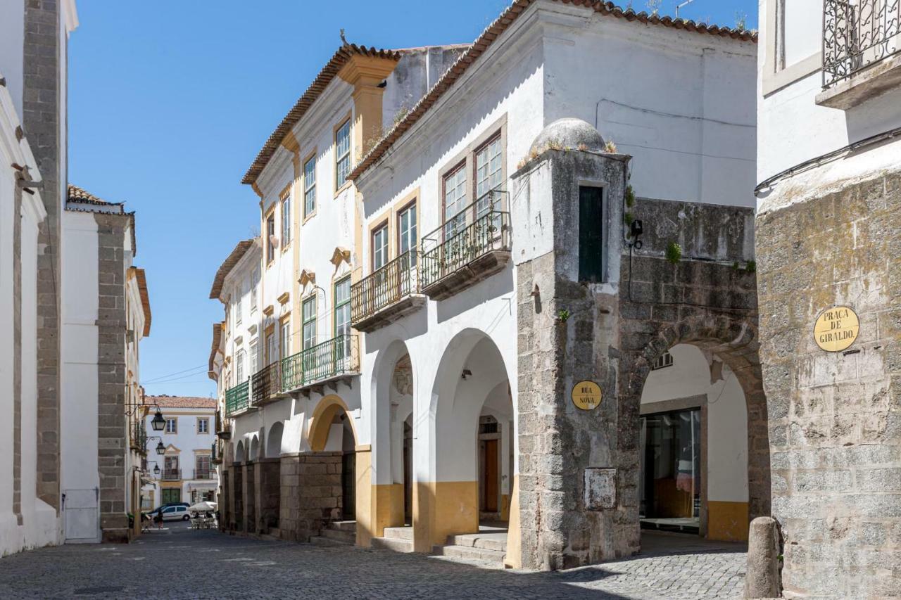 Casa das Arcadas, com free garagem - Praça de Giraldo Évora Extérieur photo